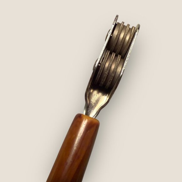 Vintage Brown Bakelite Utensil Set 1950s Tongs Knife Sharpener Fork - Picture 3 of 13